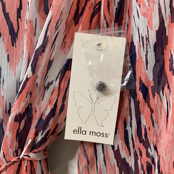 Ella Moss small tunic with grey tank top - Picture 4 of 16